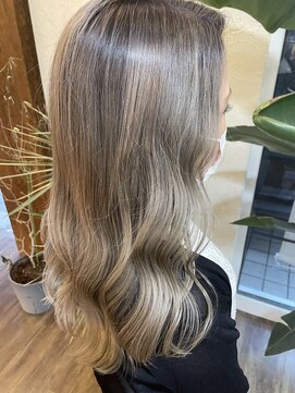 ラフィン(Laffin.) ルーツカラー