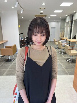 シンス(Since) シンプルな前下りボブ 里見美穂