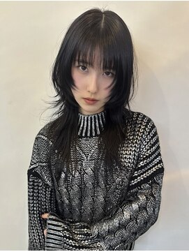 アリートウキョウ(ALLY TOKYO) シャギー黒髪ロングウルフカットロングレイヤーカットクラゲ