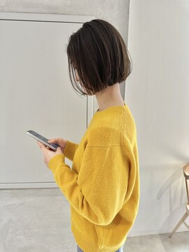 ヨーク(YOKE) YOKE 切りっぱなしボブ大人ボブミニボブグレーベージュツヤ髪