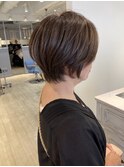 ミセスくびれショートボブウエイト高めバッサリカット赤羽美容室