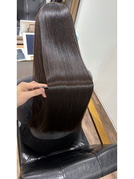 レアワンハナレ センター北美容院(lea/1 HANARE) 美髪矯正(手で乾かしただけ)