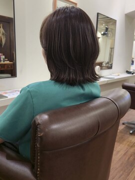 インビテーション(invitation) 透明感ベージュ