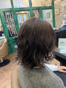ヘアーラウンジ アンフィ 井土ヶ谷(Hair Lounge Anphi) パーマヘア