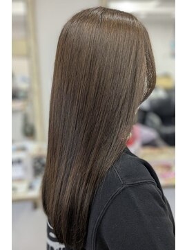 ブリエ(Briller) ウル艶ストレート/髪質改善30代40代50代