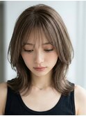 白髪ぼかし/アッシュグレージュ/レイヤーカット/ミディアム