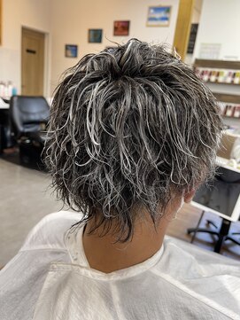 ルッカヘアガーデン バイ ラッシュゴールド(RUCCA HAIR GARDEN by LUSH GOLD) ツイスパ×ホワイトメッシュ