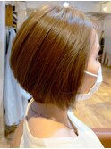 20代30代40代前下がりストレート大人ボブモカベージュ