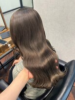 シャンドゥール 栄店(CHANDEUR) オリーアッシュカラーロング巻き髪うるツヤ髪透明感カラー