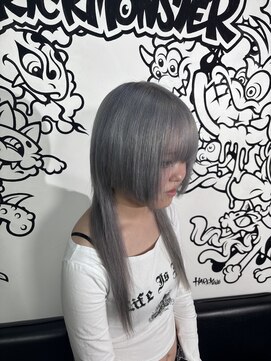 トリックストア(TRICK STORE) 心斎橋、アメ村、冷ためシルバーウルフカット