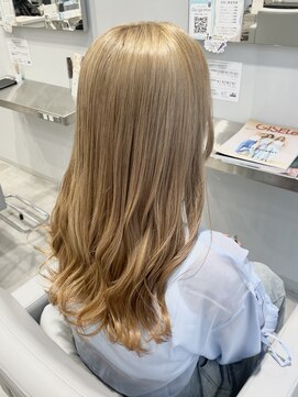 アリュア(Allure) ミルクティーベージュ