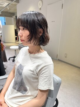 アム(amu) ボブウルフ/ボブパーマ/パーマボブ/ボブレイヤー/ウルフパーマ