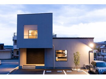 Hair Space mano-nico【マノニコ】