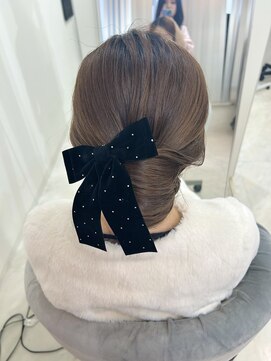 ジューシーティーティー(JUICY tt) きれいめシニヨン