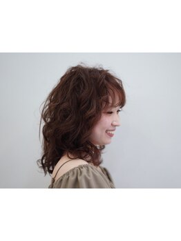 柔らかい動きの出るパーマなら【ベロニカ　Hair&Make】へ◇自然な仕上がりであなたの魅力を引き出します！