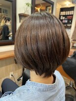 シェリー(Cherie)&nbsp;レイヤーボブ　ベージュマットブラウン