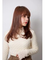 ルフュージュ バイ プロデュース 相模大野店(Refuge by Produce)&nbsp;レイヤーカット/重めバング/アプリコットベージュ