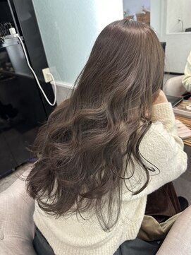 ウィクシーミミ 栄矢場町店(wixy mimi) グレージュ