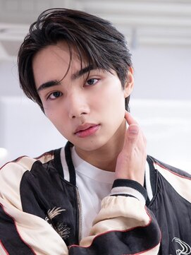 ケアリー 川西能勢口(Carelly) トレンドスタイル☆センターパートメンズ