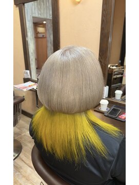 モアムー(Moremuu) [かの]シルバー×イエロー