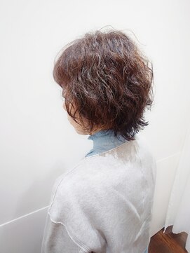 ラトリエコンタン(L´atelier Content) 30代40代50代おすすめ　クセ×パーマの大人カジュアルスタイル