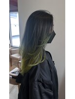 ヴィアンカ(Vianca)&nbsp;バレイヤージュ風グラデーションカラー×レイヤーカット