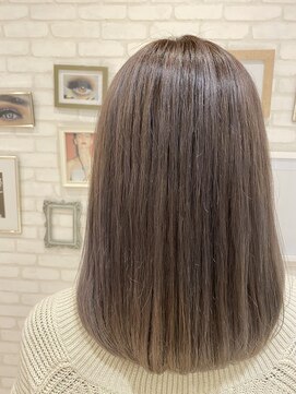 アイコニック 日進梅森台店(ICONIQ) グレージュ