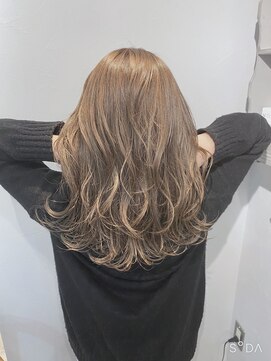 ヘア ケア ディエイチケー(HAIR CARE DHK) ロング×ブルーグレージュ