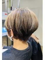 アンジュ ヘアー(Ange hair) 40代50代　脱白髪染めハイライトベージュショート