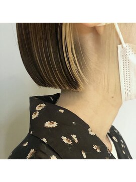 デコ(DECO) 【アキヤマ】ミニボブ×インナーカラー