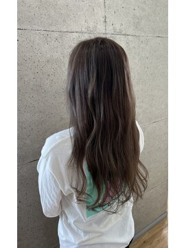 ヘアーメイクスタジオ ライフセカンド(HAIR MAKE STUDIO LIFE 2ND) 【アディクシー　サファシルバー】