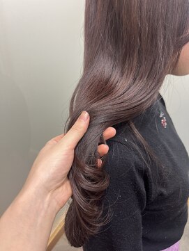 フレーム なんば店(FRAME) ブリーチなしのピンク系カラー