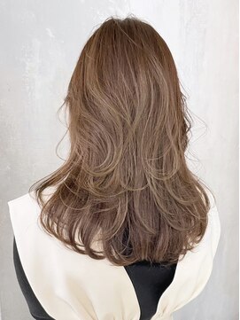 アイティーバイアルバム 藤沢店(IT by ALBUM) オリーブベージュレイヤー_斜めバンググレージュカラー_ba444303