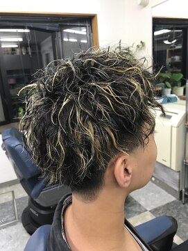 理容ナカザワ パーマスタイル