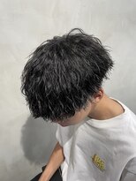 クロー(CROW)&nbsp;緩めの波巻きスパイラルパーマ