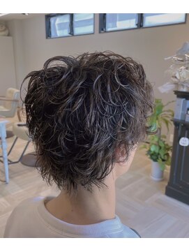 エミール(Emiile) 無造作パーマ×マッシュウルフ