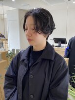 キュー(que)&nbsp;ハンサムショート　ニュアンスパーマ　くせ毛風パーマ