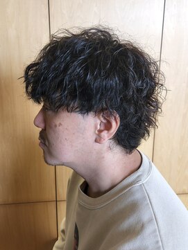 ニアウ 伊勢崎連取店(Niau) マッシュウルフメンズ波巻きツイストスパイラルパーマ