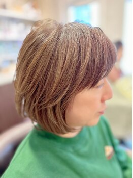 ビーワンサロン ブリリアント(beone salon brilliant)の写真/特許技術“ヘアリセッター”で薬剤を使わずに生えグセを修正！貴方の癖のお悩みを解決へ導きます。
