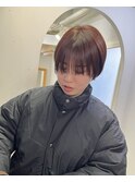 甘すぎないショートボブと長めバング