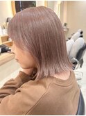 横浜ペールピンクベージュカラータッセルボブ切りっぱなしボブ