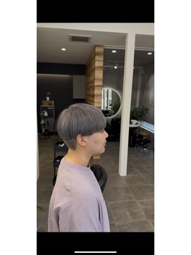 スリー(THREE) マッシュ×ハイトーンカラー