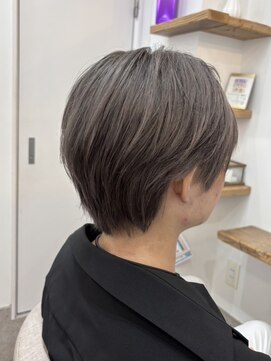 シア 新小岩店(SHEER) シルバーベージュショート