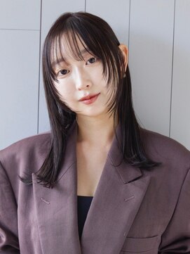 アルバム 銀座(ALBUM GINZA) 暗めカラー韓国ヘア顔周りレイヤーロング_F0324