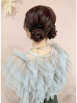 サロン ド ユーア(salon de yuua) ツインアレンジ　お団子ヘア　リボン