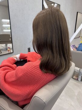 ウィズバイケンジ(Wiz by KENJE) ナチュラルブラウン×艶ミディアムレイヤー