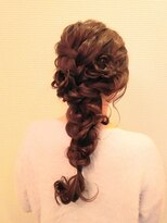 メリカ(Hair salon Merika)&nbsp;周りと差がつくキュートな編みおろしstyle*