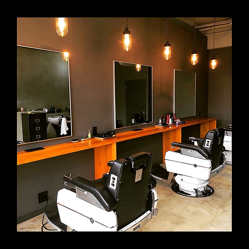 鏡 ヘアサロン バーバー シンズバーバー(SIN'S BARBER)｜ホットペッパービューティー