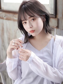 グランアージュ 池袋東口店(grandage) 顔回りレイヤ/フェザーバング×韓国巻ウルフボブ【池袋駅】