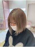 ミルクティーベージュ×ボブ